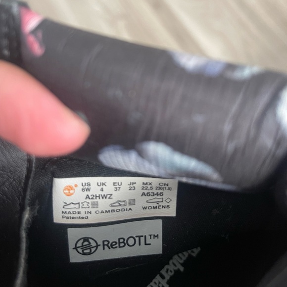 Timberland boots like new worn 2 times special edition - Picture 6 of 10